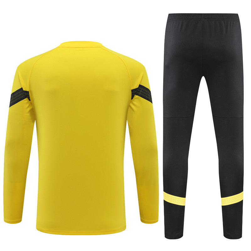 Borussia Dortmund Pre Match Tracksuit Set