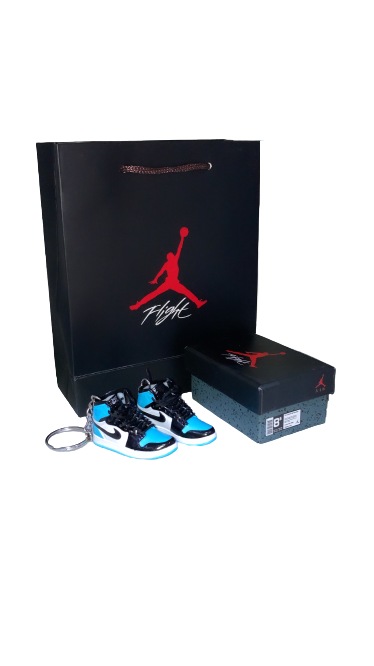 Air Jordan 1 High OG (UNC Patent Leather) keyring